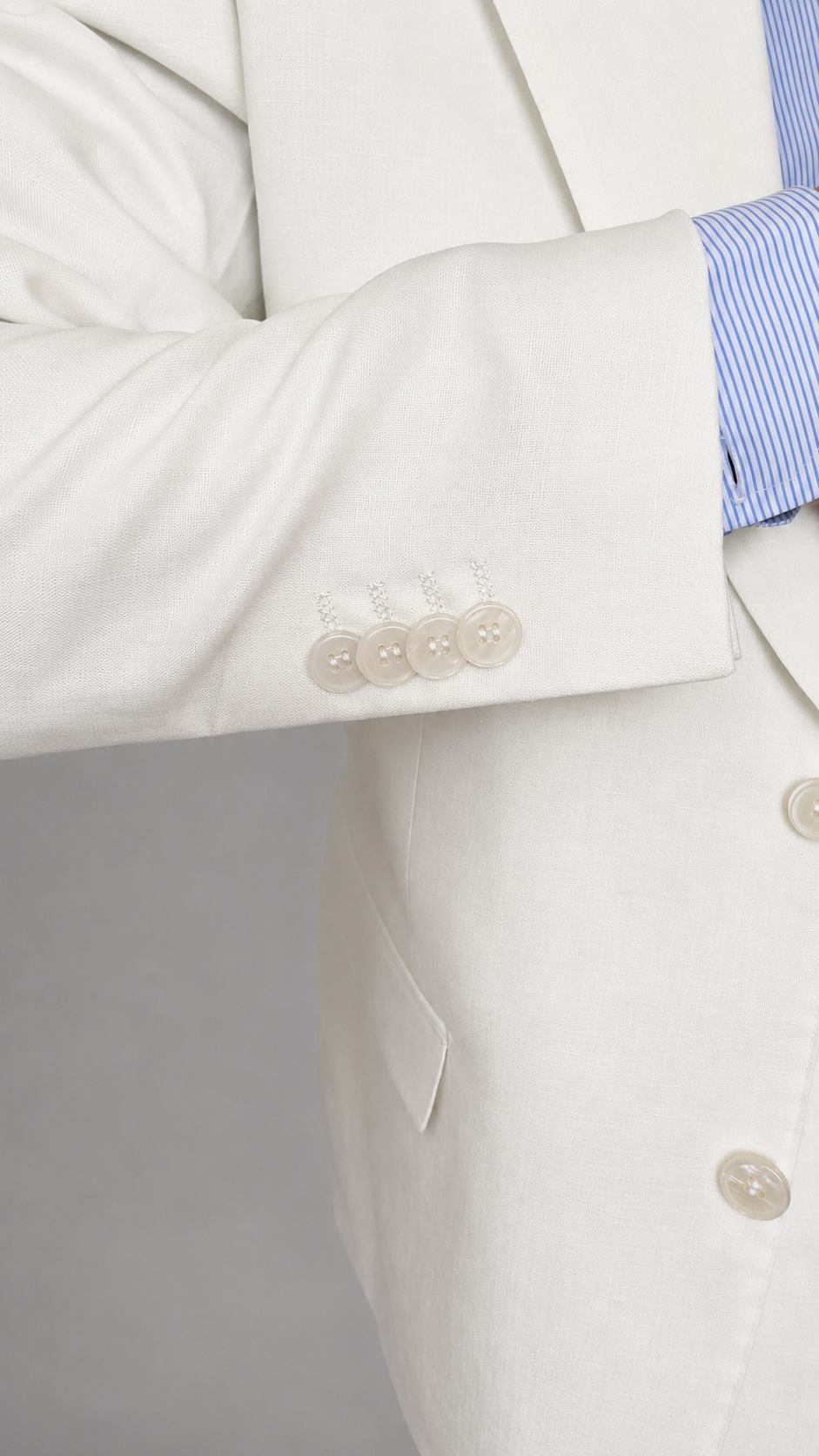 Abito in Lino Uomo “Leopardi” – Eleganza Estiva e Raffinatezza Naturale