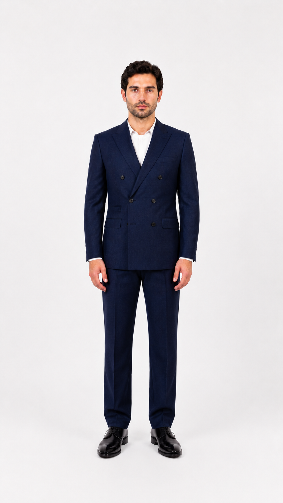 Abito Solaro Uomo “D’Annunzio” – Eleganza Luminosa e Carattere Sartoriale